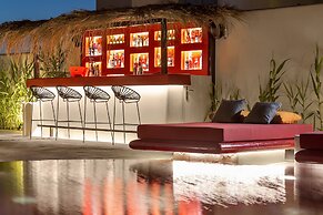 Art Hotel Santorini