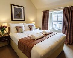 Loch Leven Hotel & Distillery