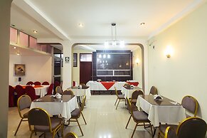 Suite Plaza Hotel Residencial