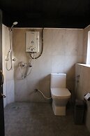 Hira Guest House