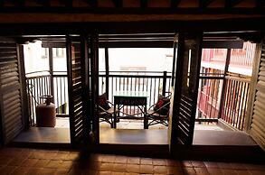 Hira Guest House