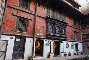 Hira Guest House