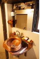 Hira Guest House