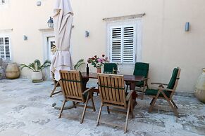 Orka Apartments