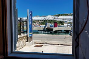 Orka Apartments