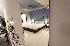 Eazy Motel Bangna