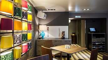 Arbat Hotel