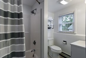 Kittery Inn and Suites