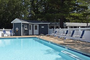 Kittery Inn and Suites