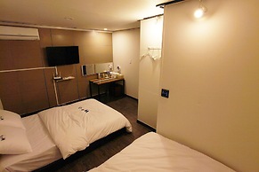 W mini hotel - Hostel