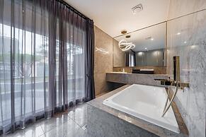 Hotel Amare
