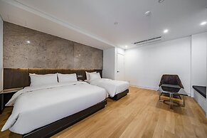 Hotel Amare