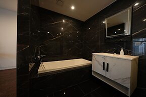 Hotel Amare