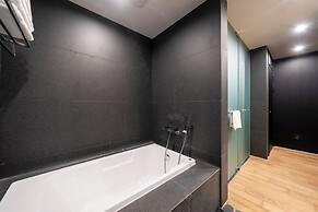 Hotel Amare