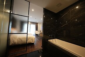 Hotel Amare