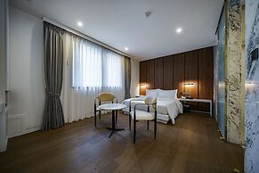 Hotel Amare