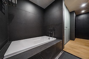 Hotel Amare