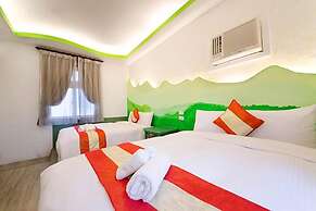 SouthernSea Hostel