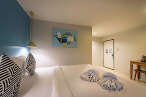 Tiya House Rooms & Cafe