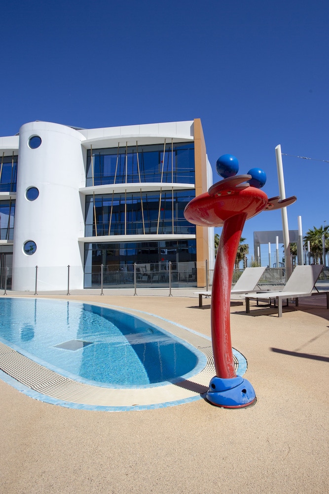 SoBlue Hotel
