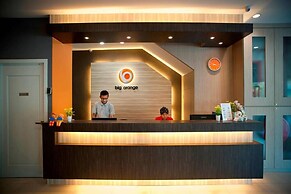 Big Orange Hotel