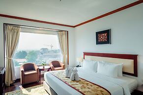 Champasak Grand Hotel