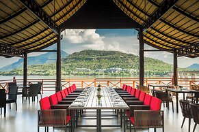 Champasak Grand Hotel