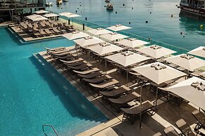 Strand Suites By Neu Collective