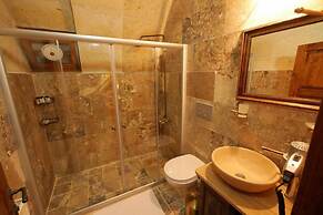 Avanos Suites