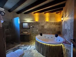 Avanos Suites