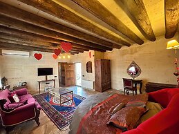 Avanos Suites