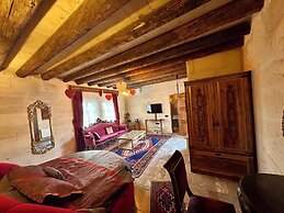 Avanos Suites