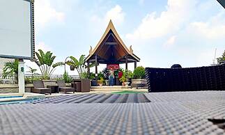 Prime Asia Hotel