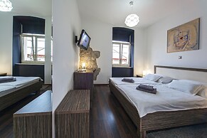 Marmontova Luxury Rooms
