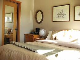 Reef Point Oceanfront B & B