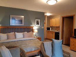 Reef Point Oceanfront B & B
