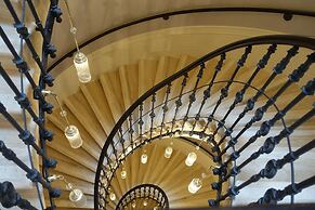 Aria Hotel Budapest by Library Hotel Collection