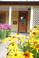 Victoria Falls House Inn