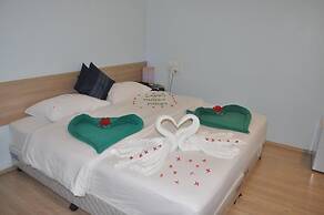 Rasdhoo Coralville