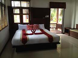 Khum Laanta Resort