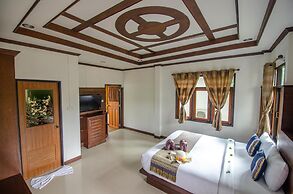 Khum Laanta Resort