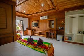 Khum Laanta Resort