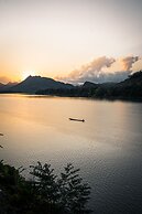 Ock Pop Tok Mekong Villa