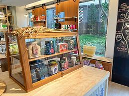 Mellow Fields Hotel