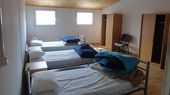 Be Coimbra Hostels