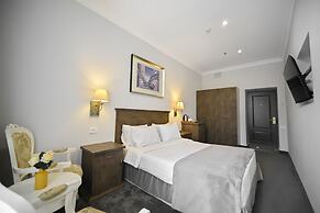 Imperial Palace Hotel