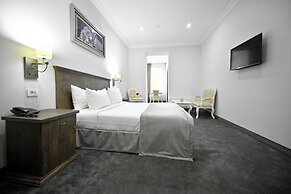 Imperial Palace Hotel