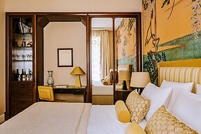 Saint James Paris - Relais & Chateaux