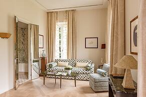Saint James Paris - Relais & Chateaux