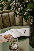 Saint James Paris - Relais & Chateaux